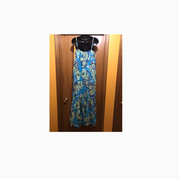 Maxi Dress - Picture 2 of 5